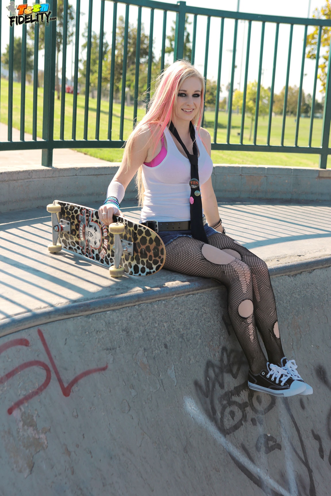 Porn Fidelity 'Pop Punk Pussy' starring Avril Vagine (Photo 1)