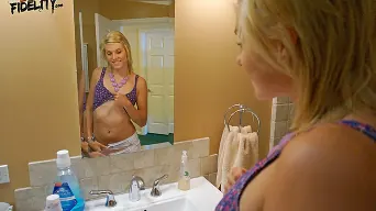 Ella Woods in 'Jean Fucking 4'