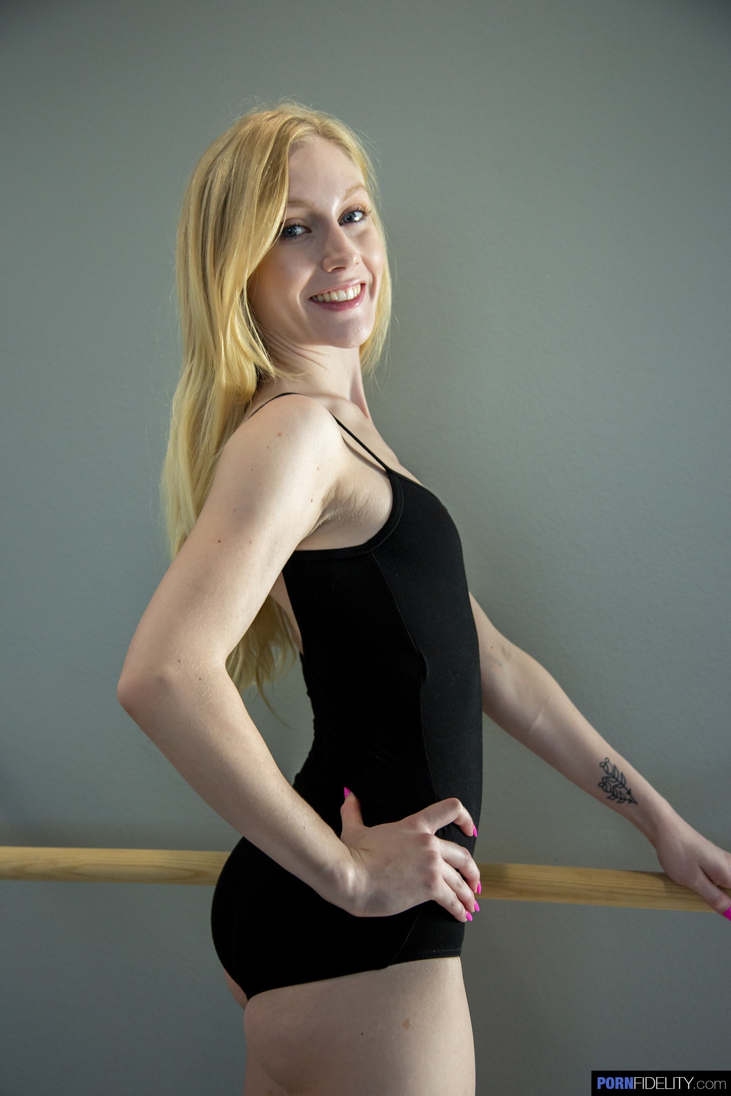 Porn Fidelity 'Blonde Ballerina' starring Emma Starletto (Photo 21)