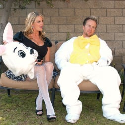Kelly Madison in 'Porn Fidelity' Easter Gathering (Thumbnail 5)